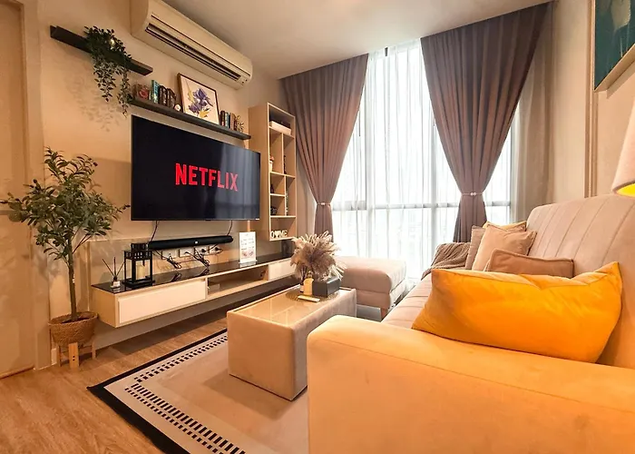Ekkamai Sleeps3 Kitchen Fiber Wifi Poolgym W-dryer شقة
