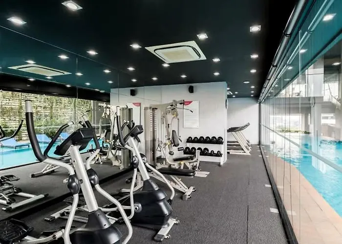 Ekkamai Sleeps3 Kitchen Fiber Wifi Poolgym W-dryer شقة بانكوك