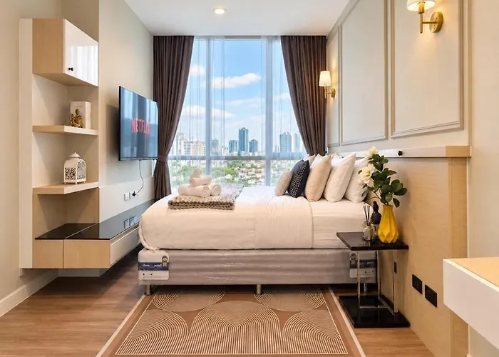 Apartment Ekkamai Sleeps3 Kitchen Fiber Wifi Poolgym W-dryer *