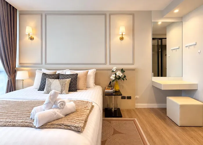 Apartment Ekkamai Sleeps3 Kitchen Fiber Wifi Poolgym W-dryer *