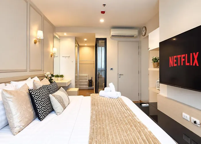 Apartment Ekkamai Sleeps3 Kitchen Fiber Wifi Poolgym W-dryer *